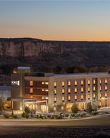 Home2 Suites by Hilton-Farmington