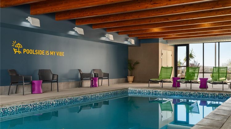 Home2 Suites by Hilton-Farmington Pool