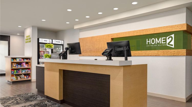 Home2 Suites by Hilton-Farmington Lobby