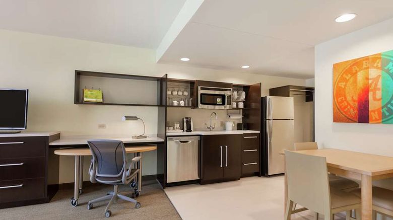 <b>Home2 Suites by Hilton Tuscaloosa Dtwn Room</b>. Images powered by <a href="https://iceportal.shijigroup.com/" title="IcePortal" target="_blank">IcePortal</a>.
