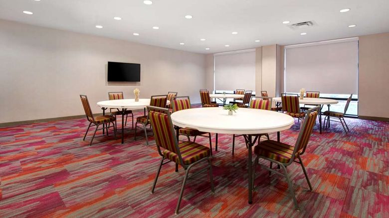 <b>Home2 Suites by Hilton Tuscaloosa Dtwn Meeting</b>. Images powered by <a href="https://iceportal.shijigroup.com/" title="IcePortal" target="_blank">IcePortal</a>.