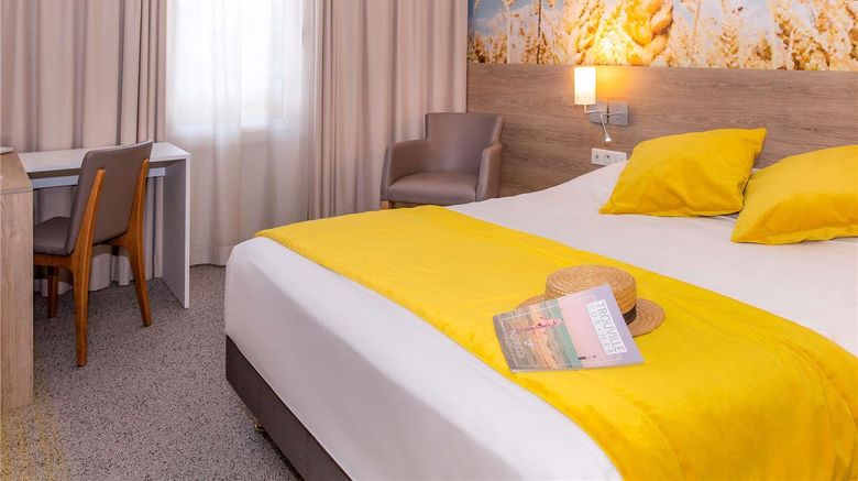 <b>Hotel Mercure Trouville-sur Mer Room</b>. Images powered by <a href="https://iceportal.shijigroup.com/" title="IcePortal" target="_blank">IcePortal</a>.