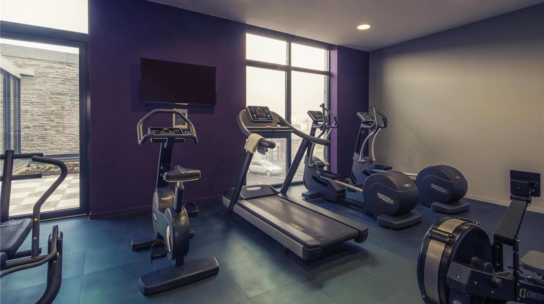 <b>Hotel Mercure Cherbourg Centre Port Health</b>. Images powered by <a href="https://iceportal.shijigroup.com/" title="IcePortal" target="_blank">IcePortal</a>.