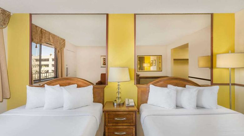 <b>Travelodge Reno Room</b>. Images powered by <a href="https://iceportal.shijigroup.com/" title="IcePortal" target="_blank">IcePortal</a>.