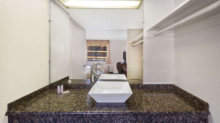 Travelodge Reno Room