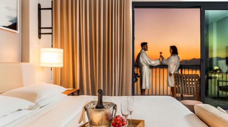 <b>Grand Hyatt Rio de Janeiro Suite</b>. Images powered by <a href="https://iceportal.shijigroup.com/" title="IcePortal" target="_blank">IcePortal</a>.