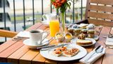 <b>Grand Hyatt Rio de Janeiro Restaurant</b>. Images powered by <a href="https://iceportal.shijigroup.com/" title="IcePortal" target="_blank">IcePortal</a>.