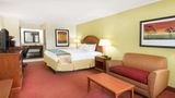 Baymont Inn & Suites Orangeburg North Room