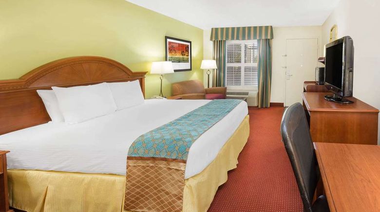 <b>Baymont Inn & Suites Orangeburg North Room</b>. Images powered by <a href="https://iceportal.shijigroup.com/" title="IcePortal" target="_blank">IcePortal</a>.