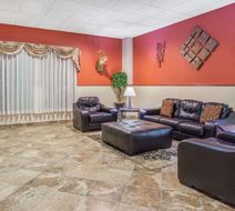 Days Inn & Suites Mt Pleasant Lobby