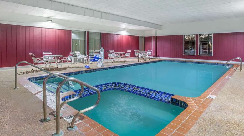 <b>Days Inn & Suites Mt Pleasant Pool</b>. Images powered by <a href="https://iceportal.shijigroup.com/" title="IcePortal" target="_blank">IcePortal</a>.