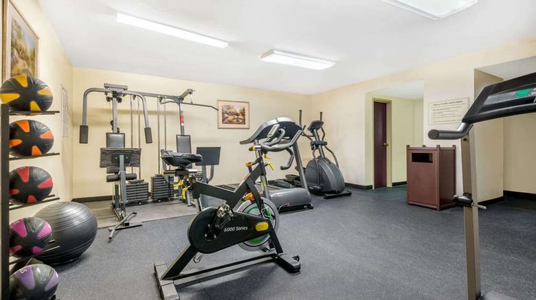 <b>Days Inn Indianapolis/Castleton Health</b>. Images powered by <a href="https://iceportal.shijigroup.com/" title="IcePortal" target="_blank">IcePortal</a>.