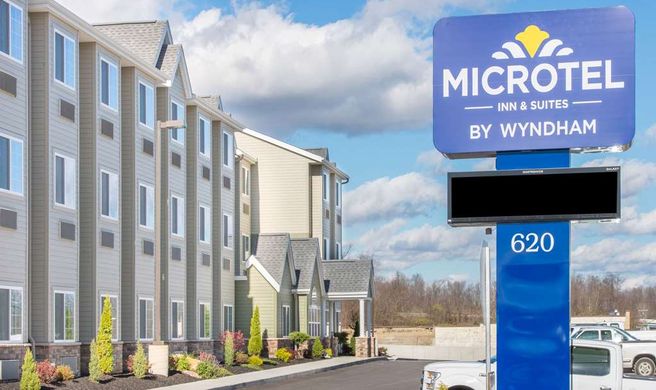 Microtel Inn & Suites by Wyndham Cadiz Exterior