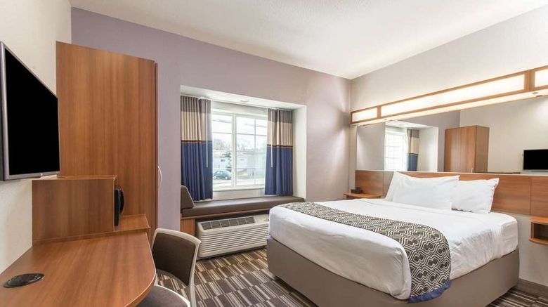 <b>Microtel Inn & Suites by Wyndham Cadiz Room</b>. Images powered by <a href="https://iceportal.shijigroup.com/" title="IcePortal" target="_blank">IcePortal</a>.