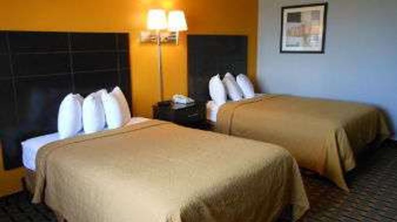 <b>Ramada Davenport Orlando South Room</b>. Images powered by <a href="https://iceportal.shijigroup.com/" title="IcePortal" target="_blank">IcePortal</a>.