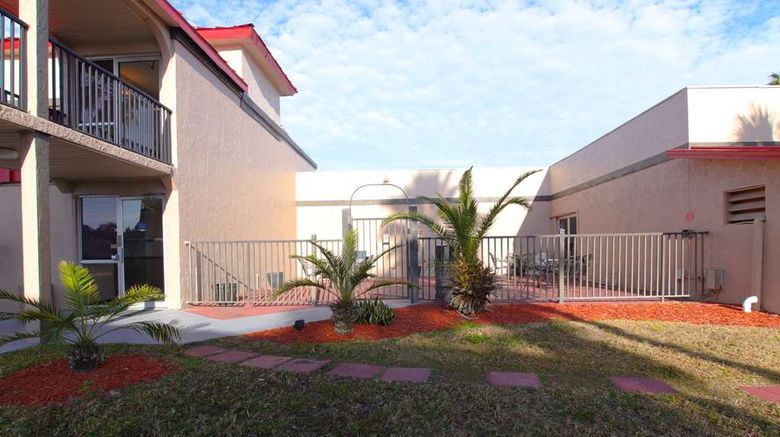 <b>Ramada Davenport Orlando South Exterior</b>. Images powered by <a href="https://iceportal.shijigroup.com/" title="IcePortal" target="_blank">IcePortal</a>.