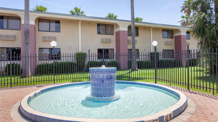 Ramada Davenport Orlando South Pool