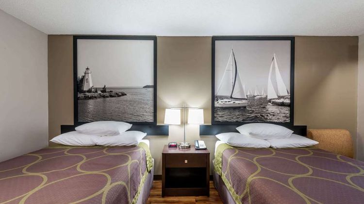 Super 8 Alexander City Room