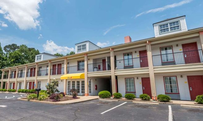 Super 8 Alexander City Exterior