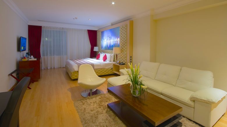 <b>Best Western Plus Doha Suite</b>. Images powered by <a href="https://iceportal.shijigroup.com/" title="IcePortal" target="_blank">IcePortal</a>.