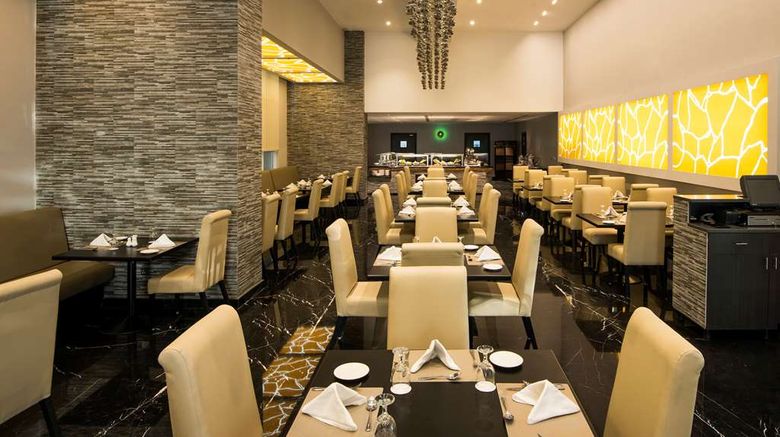 <b>Best Western Plus Doha Restaurant</b>. Images powered by <a href="https://iceportal.shijigroup.com/" title="IcePortal" target="_blank">IcePortal</a>.