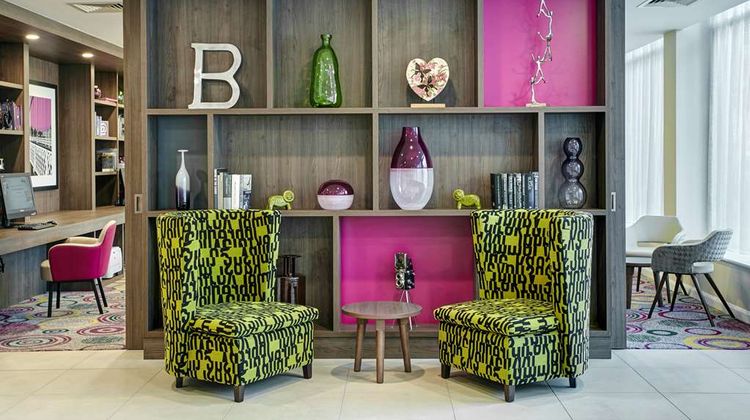 Hampton by Hilton Bristol City Centre Lobby