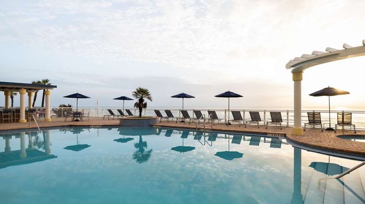 Hilton Garden Inn Oceanfront Pool