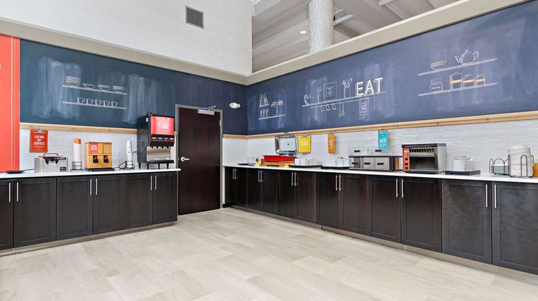<b>Hampton Inn Downtown Financial District Restaurant</b>. Images powered by <a href="https://iceportal.shijigroup.com/" title="IcePortal" target="_blank">IcePortal</a>.