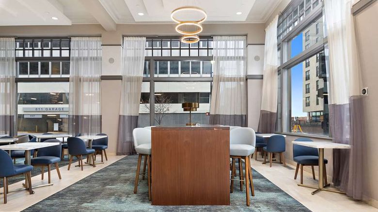 <b>Hampton Inn Downtown Financial District Restaurant</b>. Images powered by <a href="https://iceportal.shijigroup.com/" title="IcePortal" target="_blank">IcePortal</a>.