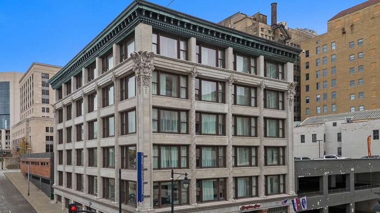 <b>Hampton Inn Downtown Financial District Exterior</b>. Images powered by <a href="https://iceportal.shijigroup.com/" title="IcePortal" target="_blank">IcePortal</a>.