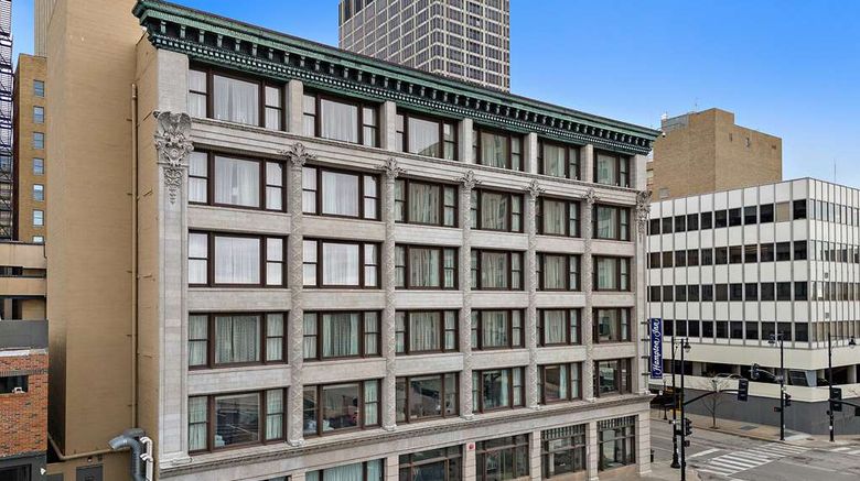 <b>Hampton Inn Downtown Financial District Exterior</b>. Images powered by <a href="https://iceportal.shijigroup.com/" title="IcePortal" target="_blank">IcePortal</a>.