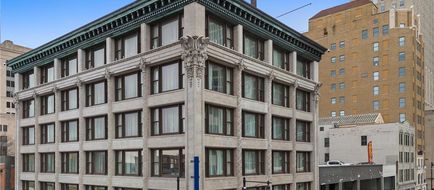 Hampton Inn Downtown Financial District Exterior
