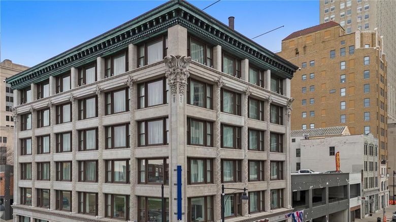 <b>Hampton Inn Downtown Financial District Exterior</b>. Images powered by <a href="https://iceportal.shijigroup.com/" title="IcePortal" target="_blank">IcePortal</a>.