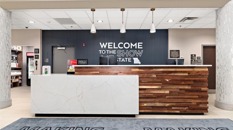 Hampton Inn Downtown Financial District Lobby