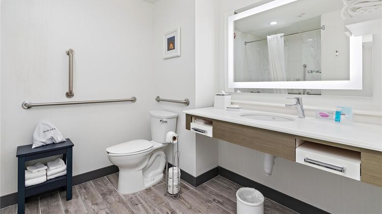 Hampton Inn Downtown Financial District Room