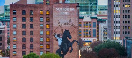Sam Houston Hotel Exterior