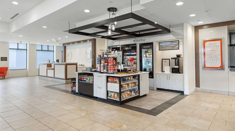 <b>Hilton Garden Inn Wallingford/Meriden Restaurant</b>. Images powered by <a href="https://iceportal.shijigroup.com/" title="IcePortal" target="_blank">IcePortal</a>.