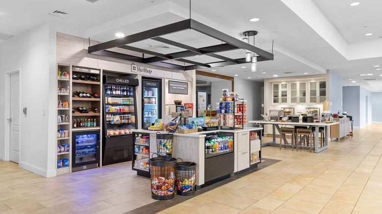 <b>Hilton Garden Inn Wallingford/Meriden Restaurant</b>. Images powered by <a href="https://iceportal.shijigroup.com/" title="IcePortal" target="_blank">IcePortal</a>.