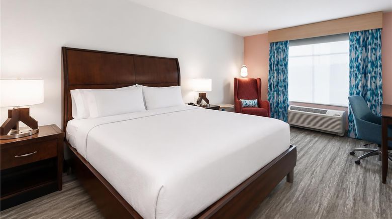 <b>Hilton Garden Inn Wallingford/Meriden Room</b>. Images powered by <a href="https://iceportal.shijigroup.com/" title="IcePortal" target="_blank">IcePortal</a>.