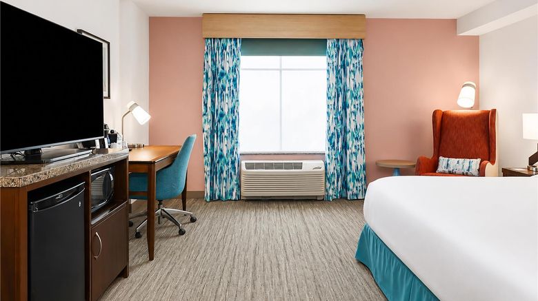 <b>Hilton Garden Inn Wallingford/Meriden Room</b>. Images powered by <a href="https://iceportal.shijigroup.com/" title="IcePortal" target="_blank">IcePortal</a>.