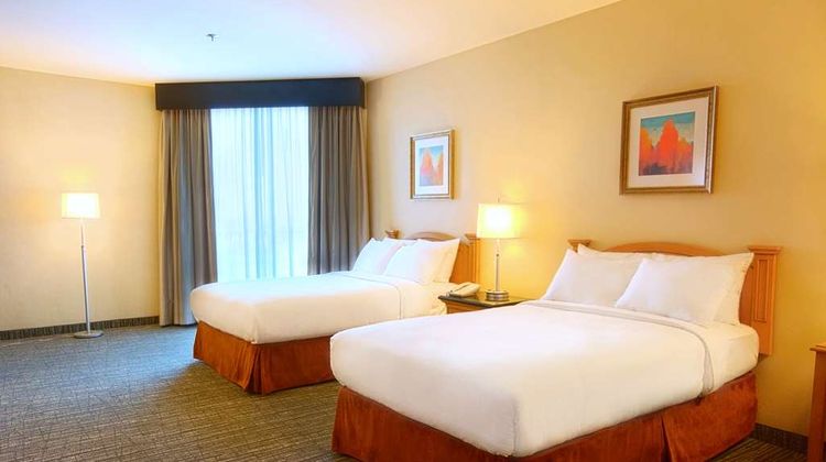 DoubleTree Suites by Hilton McAllen Room