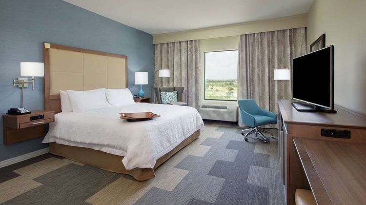 Hampton Inn Snyder Room