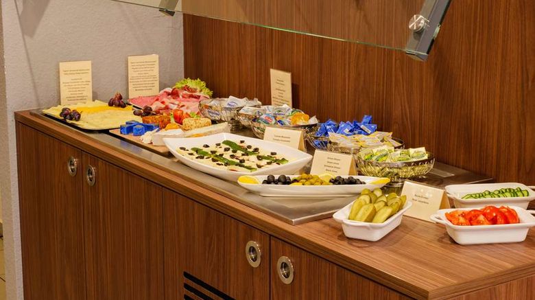 <b>Best Western Comfort Business Hotel Restaurant</b>. Images powered by <a href="https://iceportal.shijigroup.com/" title="IcePortal" target="_blank">IcePortal</a>.
