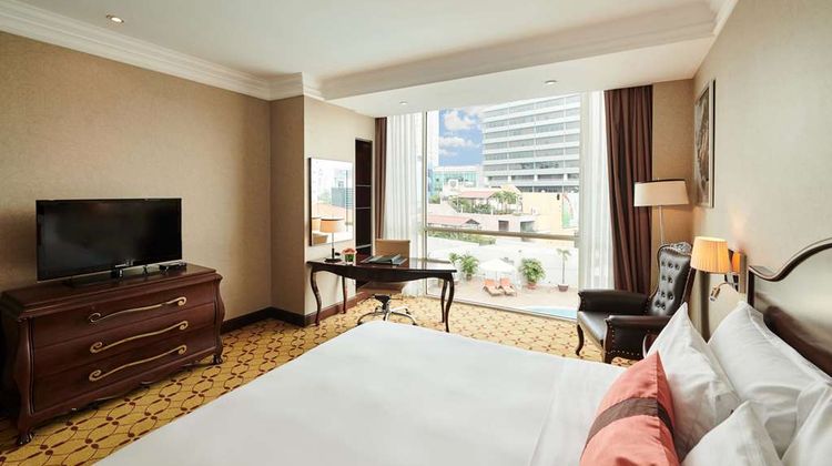 Eastin Grand Hotel Saigon Room