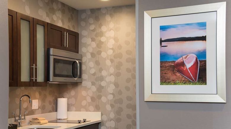 <b>Homewood Suites by Hilton Cleveland Other</b>. Images powered by <a href="https://iceportal.shijigroup.com/" title="IcePortal" target="_blank">IcePortal</a>.