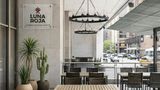 <b>Hilton Garden Inn Downtown Dallas Restaurant</b>. Images powered by <a href="https://iceportal.shijigroup.com/" title="IcePortal" target="_blank">IcePortal</a>.