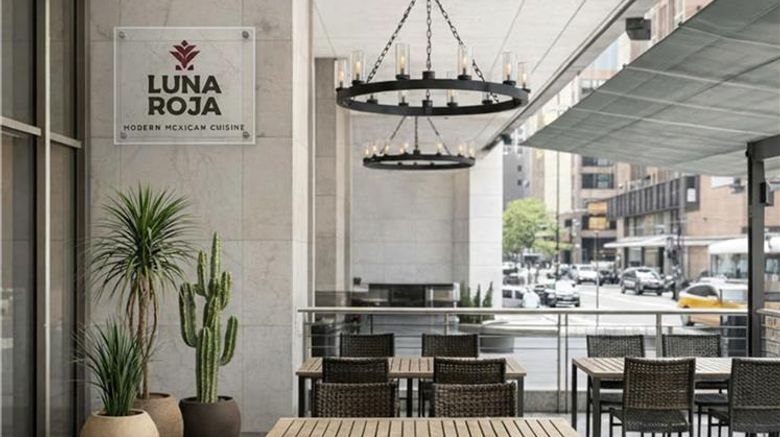 <b>Hilton Garden Inn Downtown Dallas Restaurant</b>. Images powered by <a href="https://iceportal.shijigroup.com/" title="IcePortal" target="_blank">IcePortal</a>.