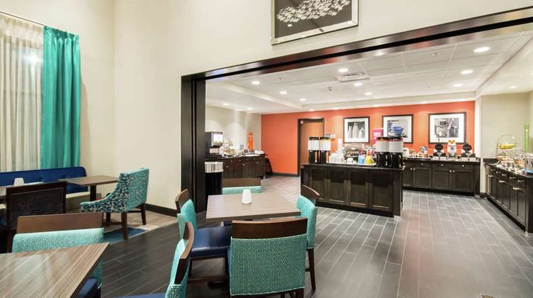 Hampton Inn & Suites Orlando at SeaWorld Restaurant