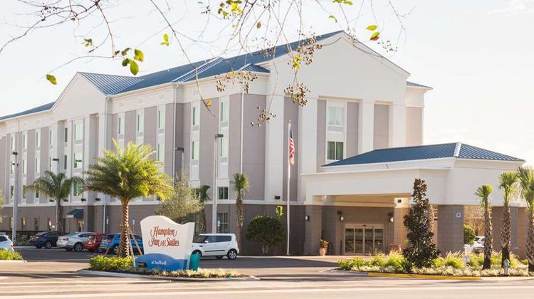 Hampton Inn & Suites Orlando at SeaWorld Exterior