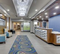 Hampton Inn & Suites Tyler-South Lobby